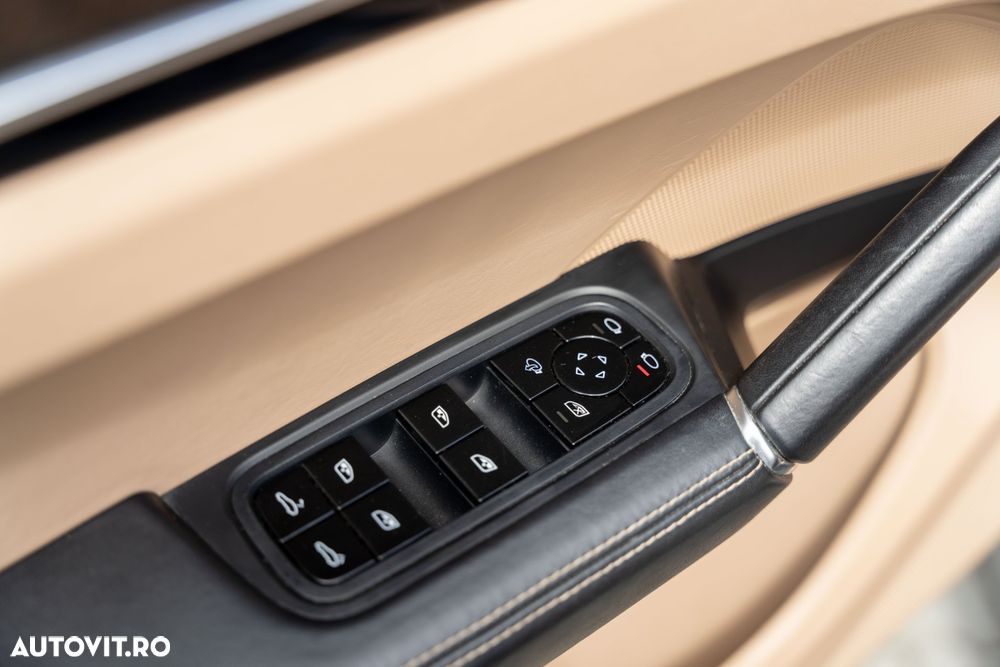 PORSCHE Cayenne 2018 — imagine 46