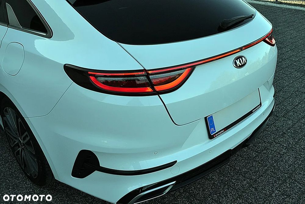 Kia ProCeed 1.5 T-GDI DCT7 OPF GT LINE - 12