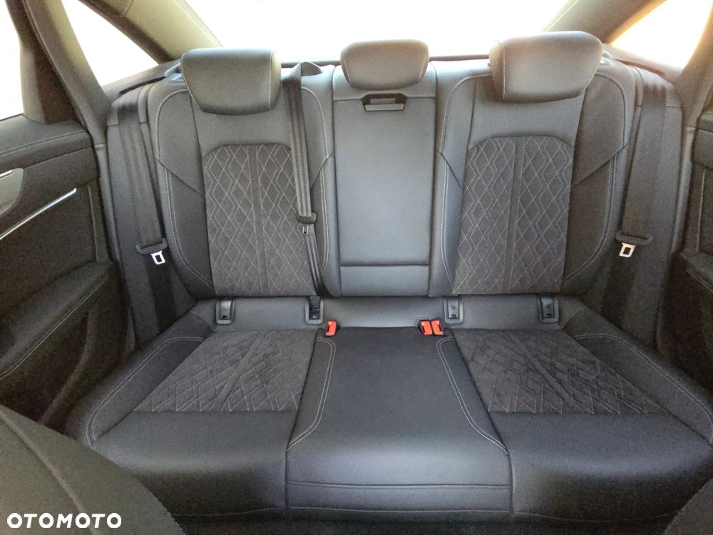 Audi S6 Limousine - 17