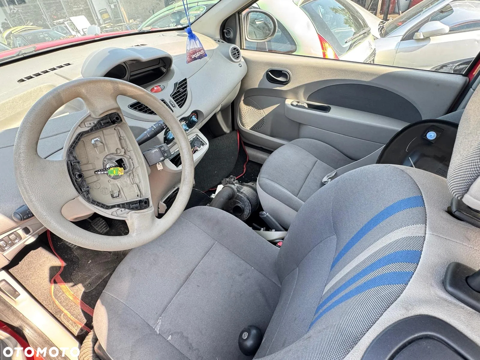 Renault Twingo 2008r 43KW 1.2 benzyna Pojazd Cały na części - 3