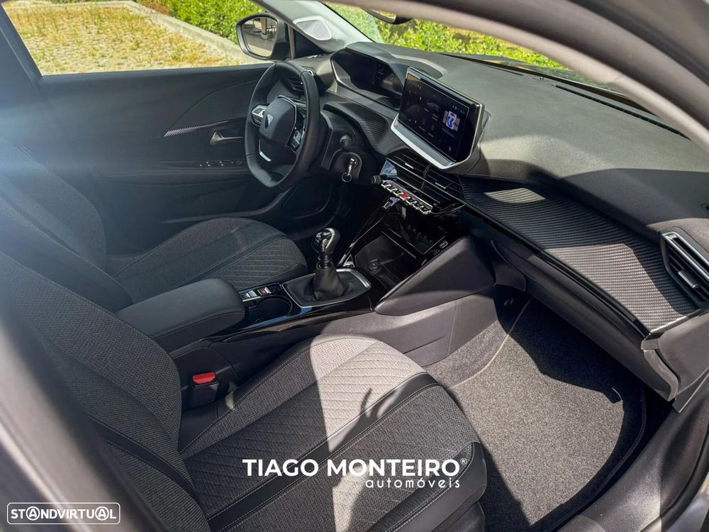 Peugeot 208 1.2 PureTech Allure - 54