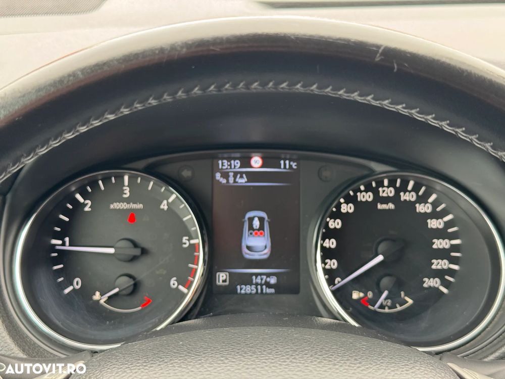 Nissan Qashqai 1.6 DCI Xtronic TEKNA - 18