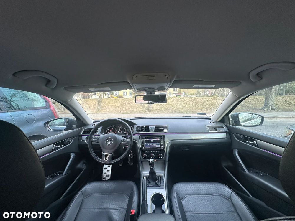 Volkswagen Passat 1.8 TSI Highline - 12