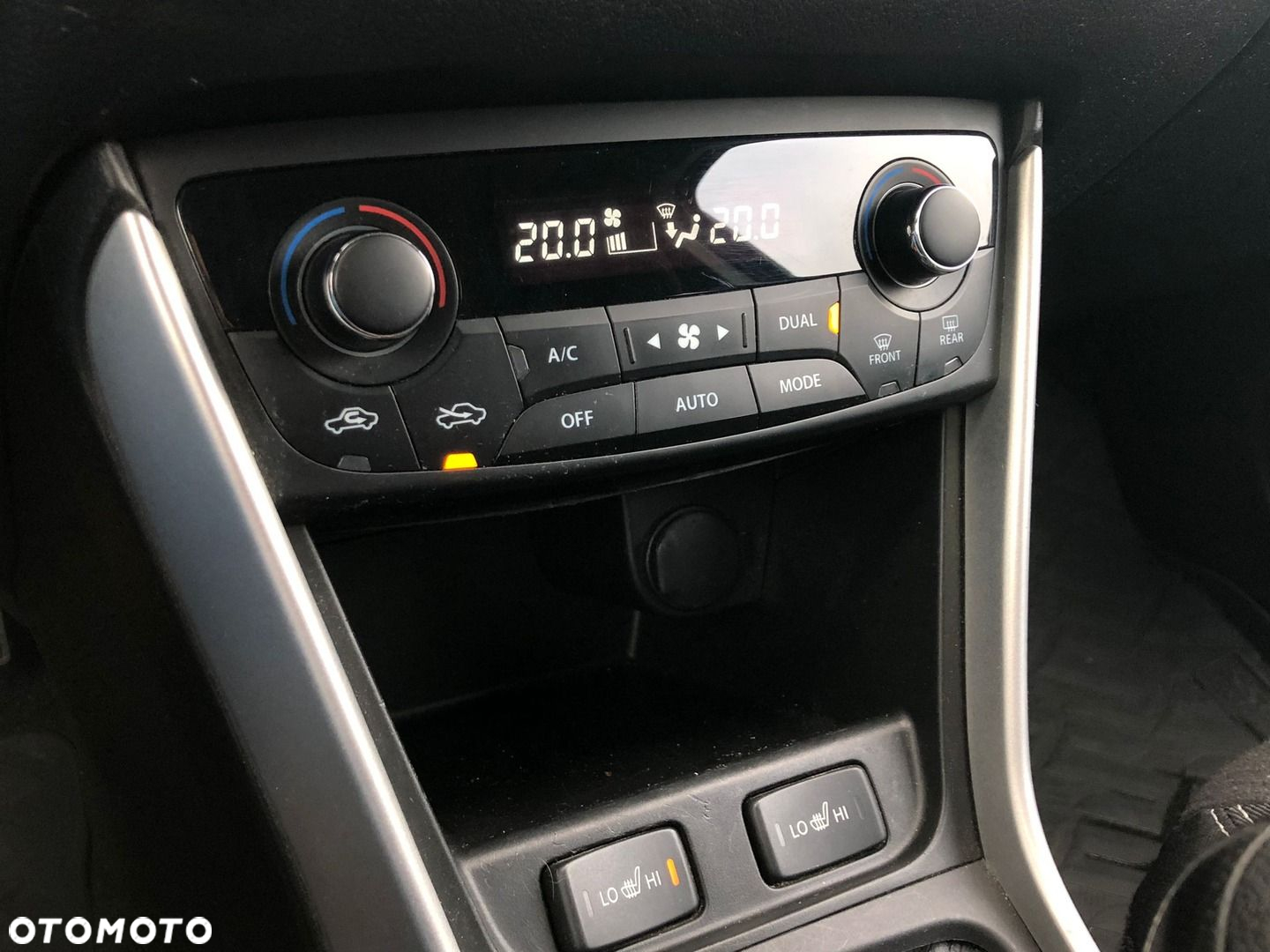 Suzuki SX4 S-Cross 1.0 T Premium - 22