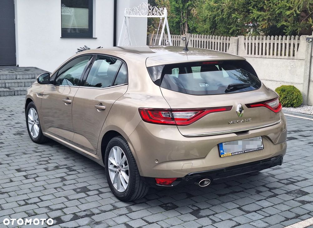 Renault Megane 2017 photo 2