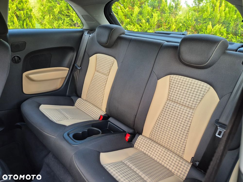 Audi A1 1.4 TFSI S line edition m S line Sportpaket - 25
