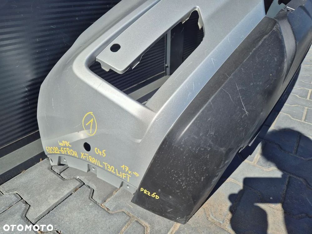 NISSAN X-TRAIL T32 ZDERZAK PRZÓD (dostępny 1 zderzak) - 2