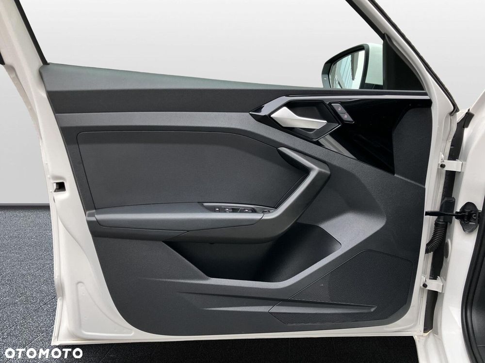 Audi A1 Sportback 30 TFSI Advanced S tronic - 29