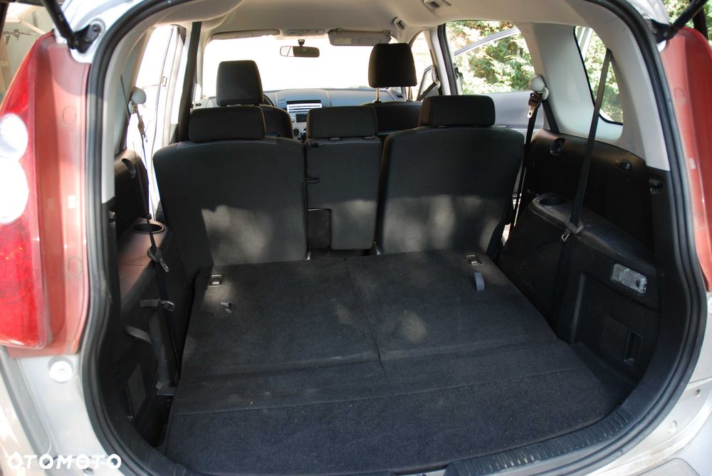 Mazda 5 - 7