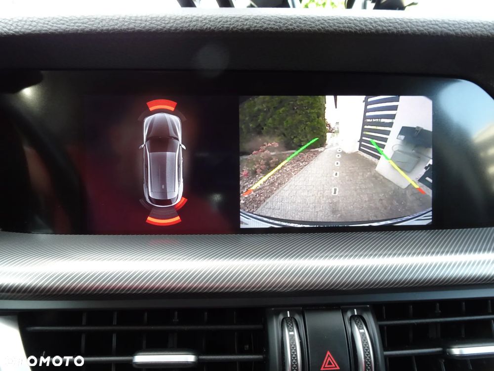Alfa Romeo Stelvio 2.0 Turbo Sprint Q4 - 30