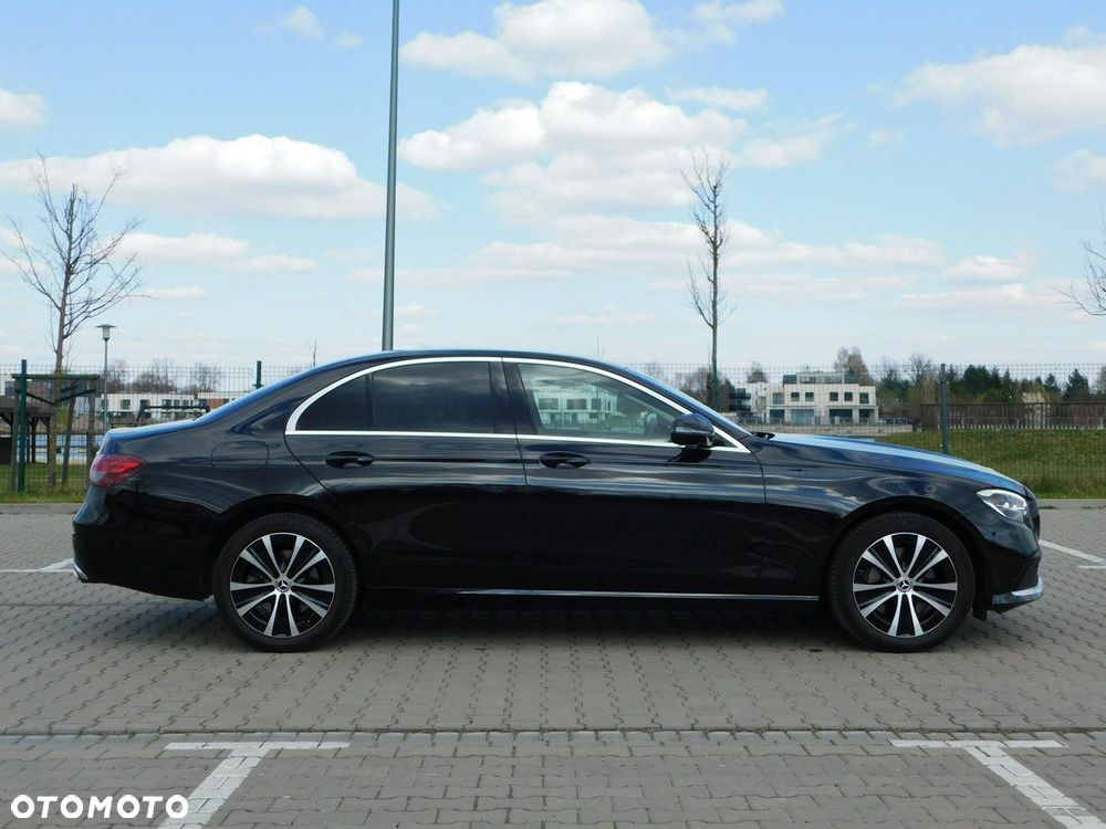 Mercedes-Benz Klasa E - 27