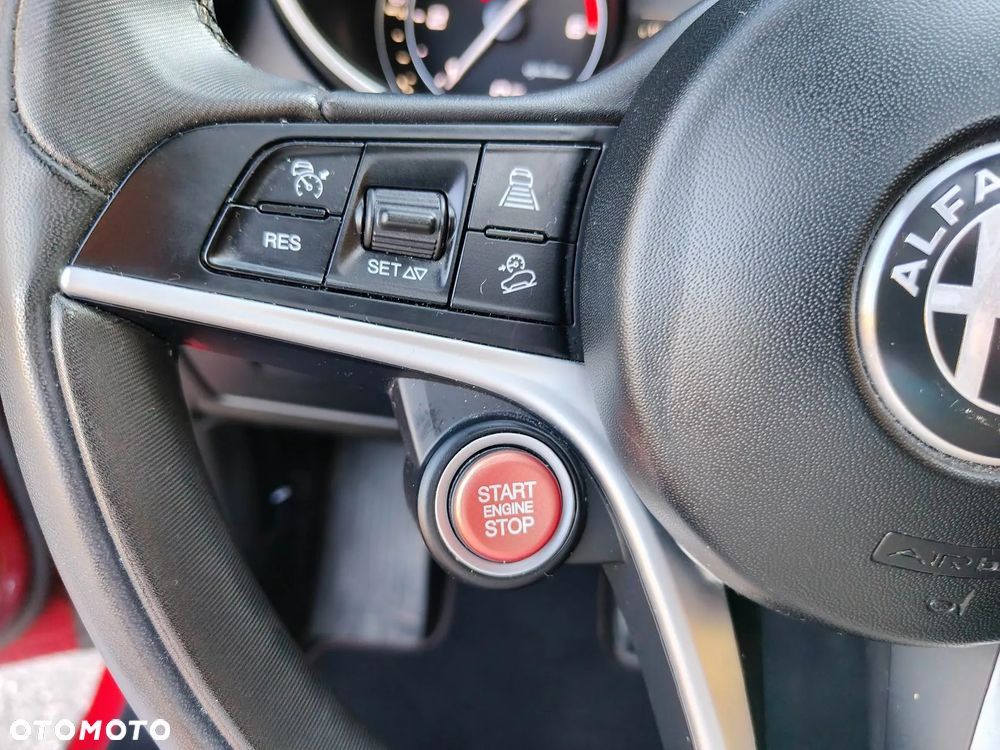 Alfa Romeo Stelvio 2.2 16V AT8 Super - 31