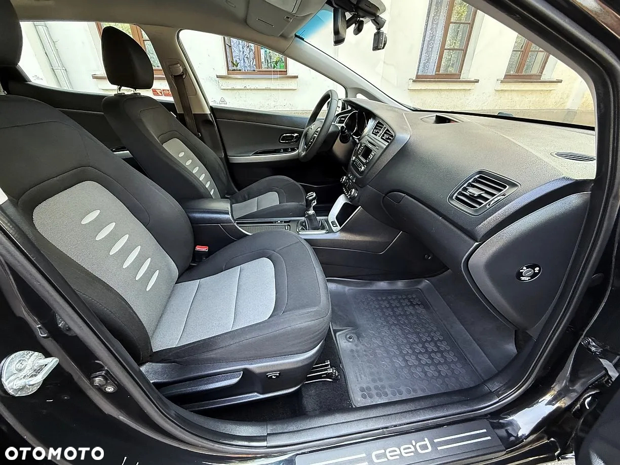 Kia Ceed Cee'd 1.6 CRDi L - 15