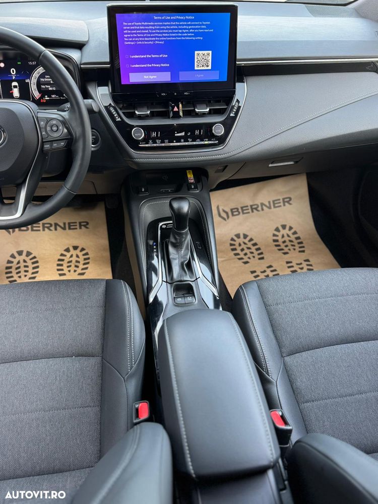 Toyota Corolla - 18