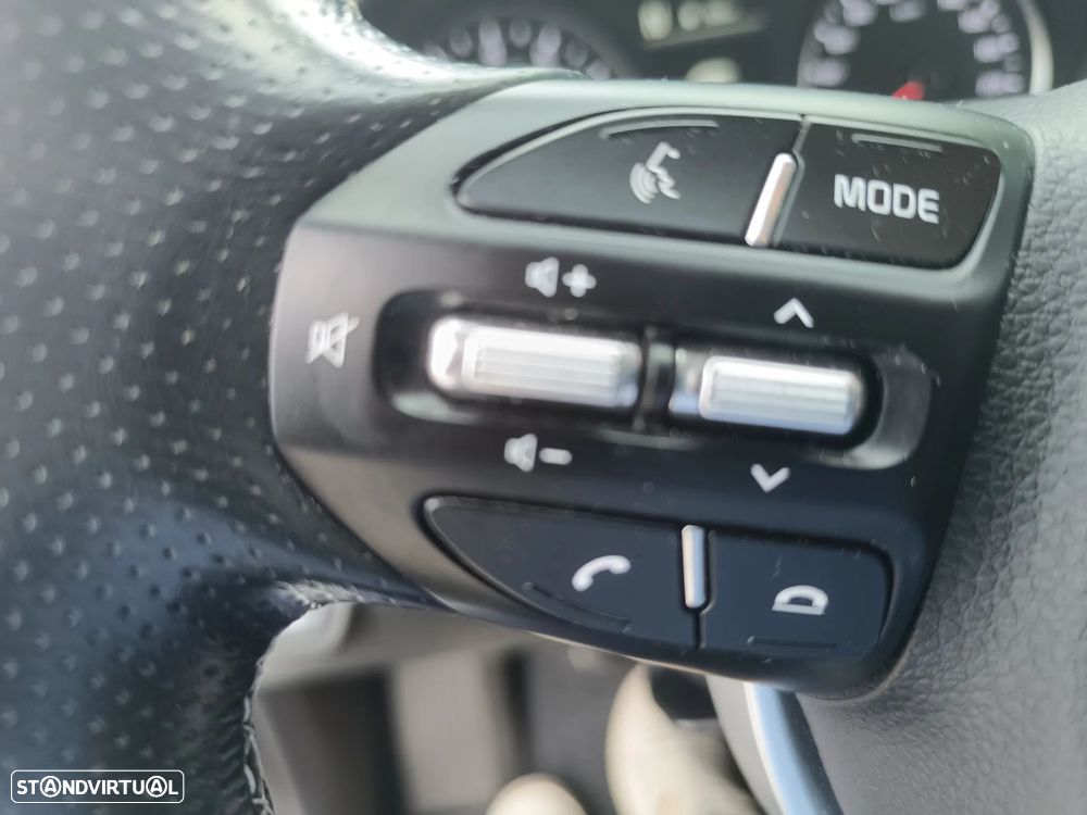 Kia Stonic - 24