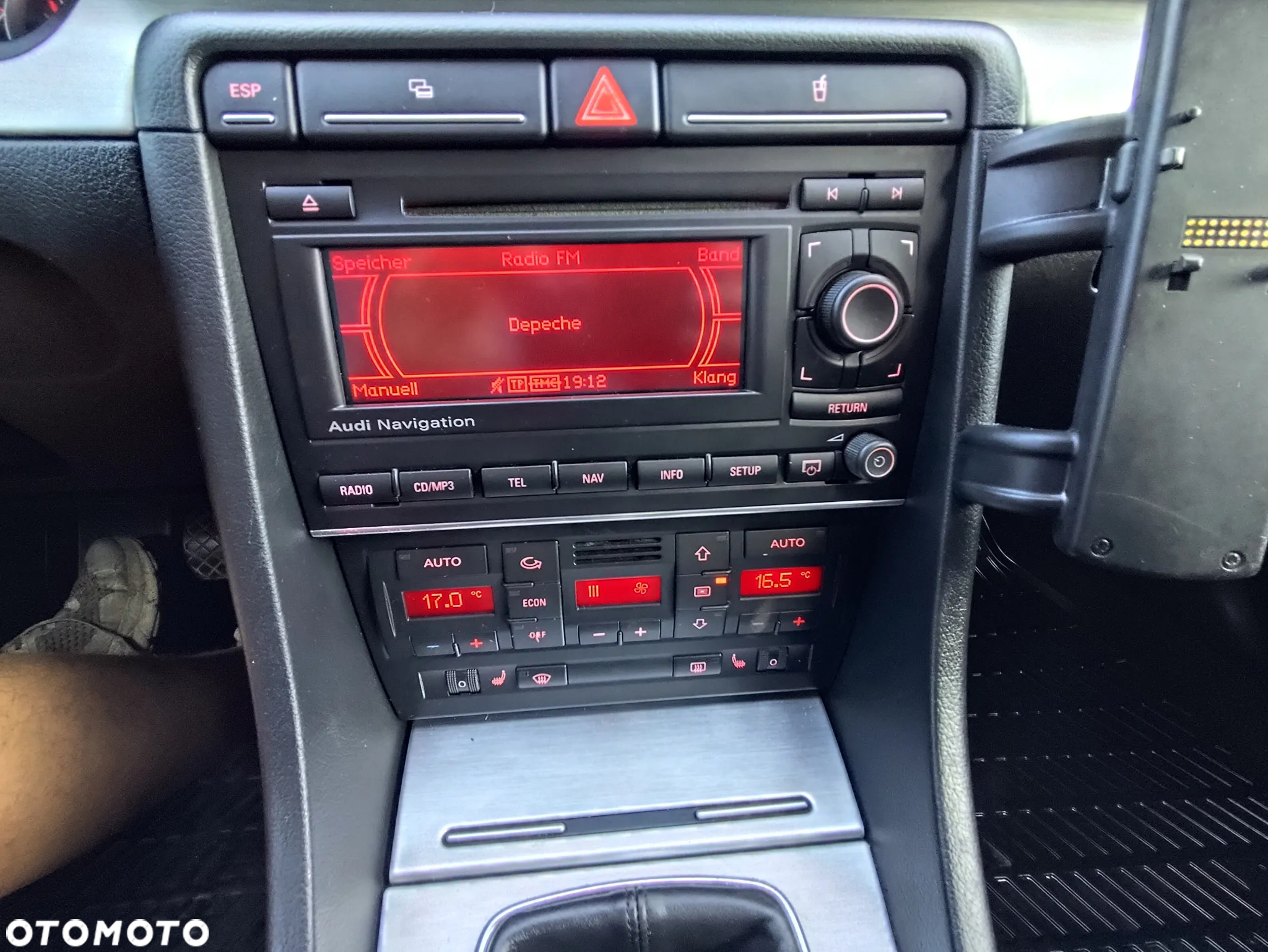 Audi A4 Avant 2.0 TDI - 23