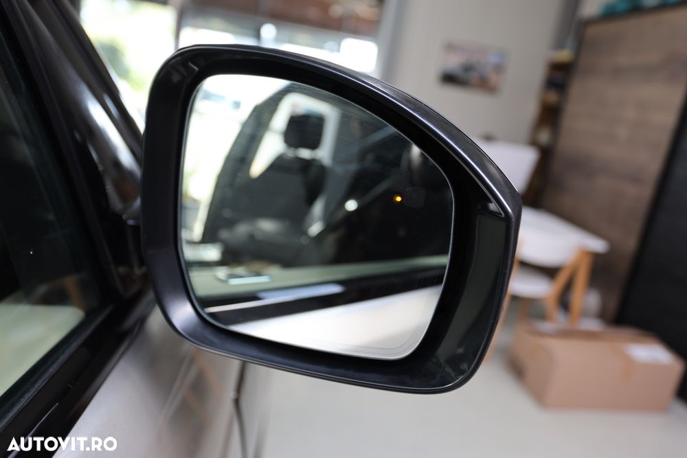 Land Rover Range Rover Vogue - 32