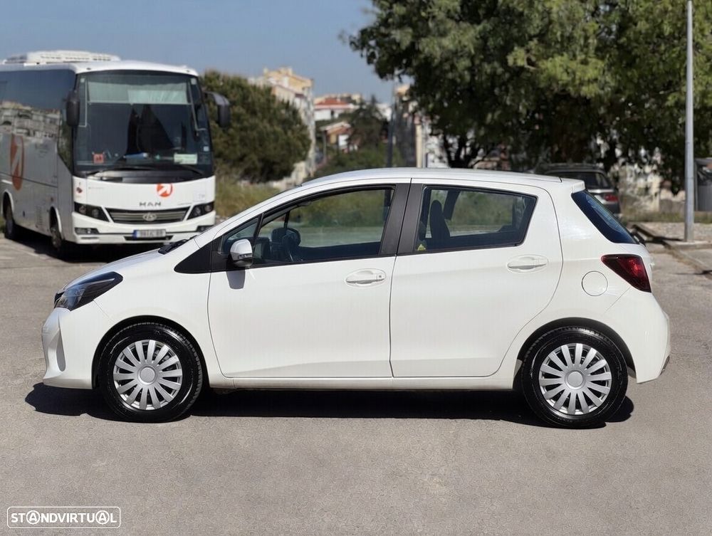 Toyota Yaris 1.4 D-4D ACtive - 5