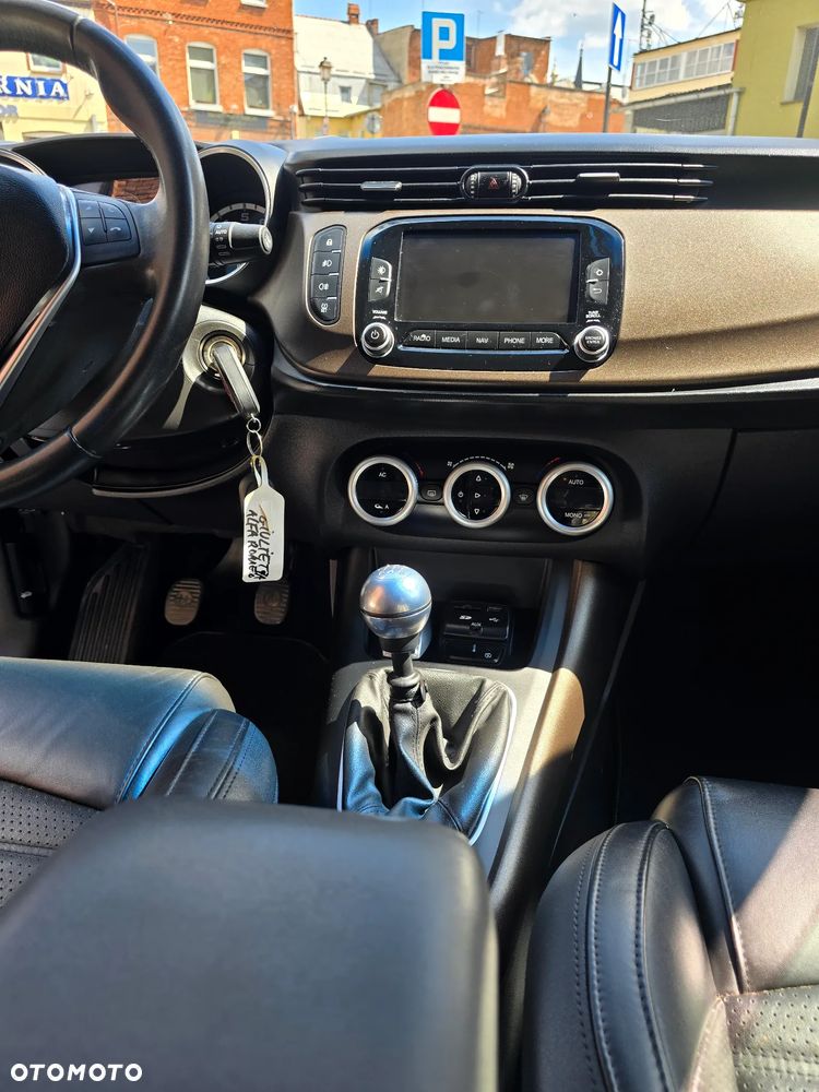 Alfa Romeo Giulietta 1.4 TB 16V Super - 17