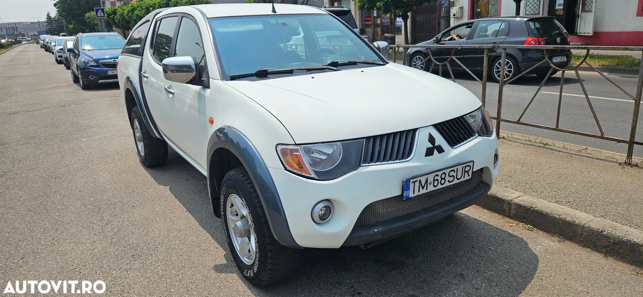 Mitsubishi L200 - 1