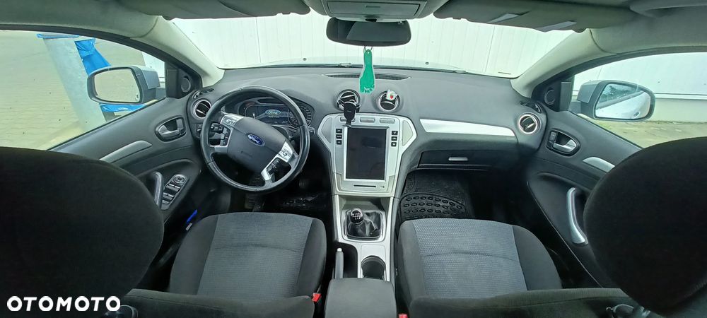 Ford Mondeo 2.0 TDCi Titanium - 13