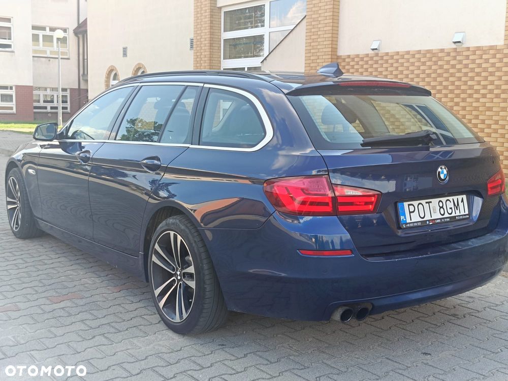 BMW Seria 5 520d Blue Performance - 11