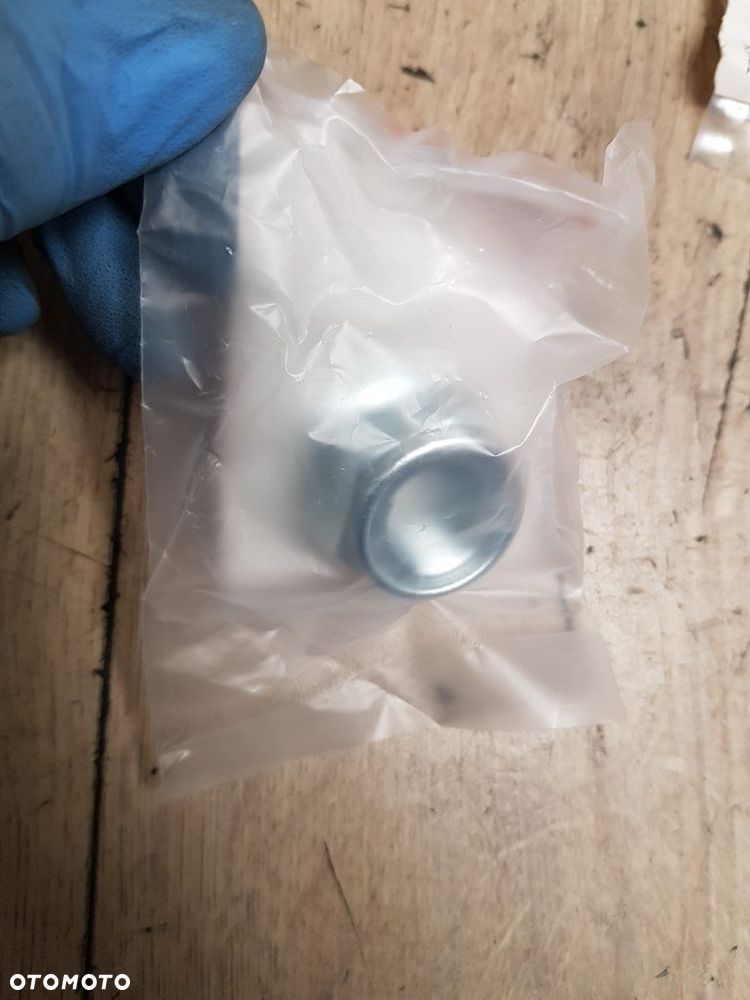 Nakrętka Honda GL1200 VT1100 PC800 VF700 VF1100  90305-MB4-003 - 6