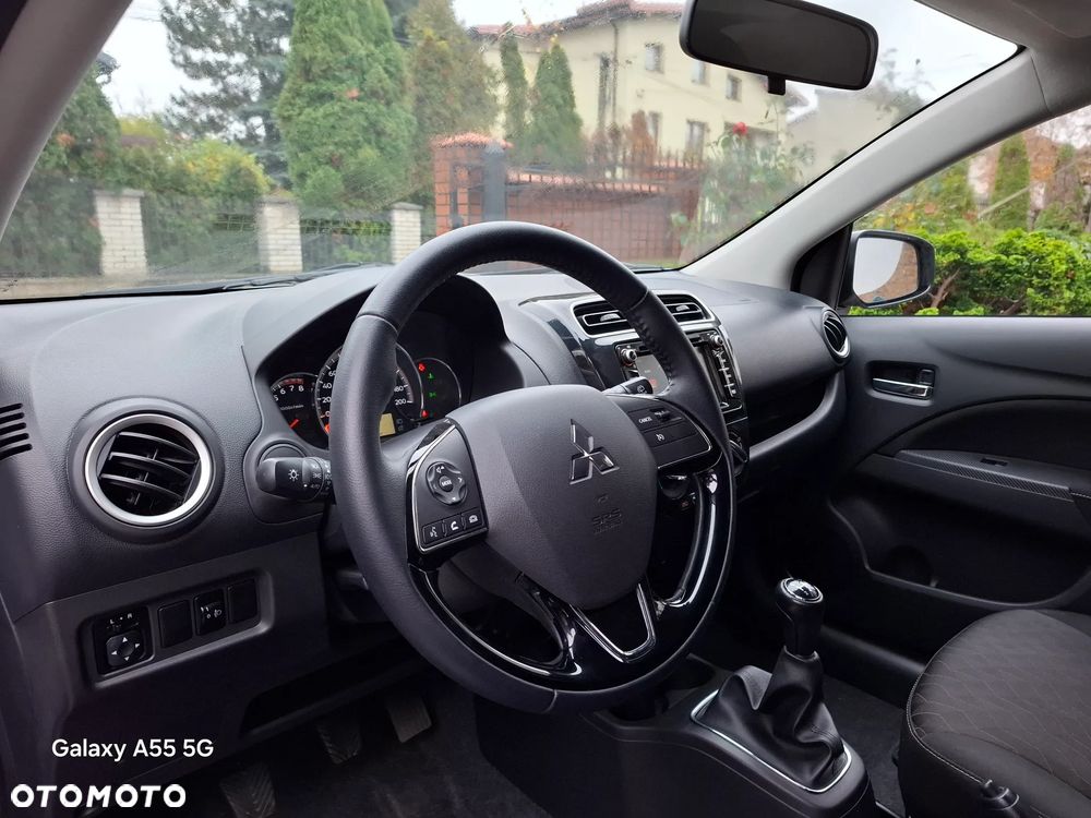 Mitsubishi Space Star - 16