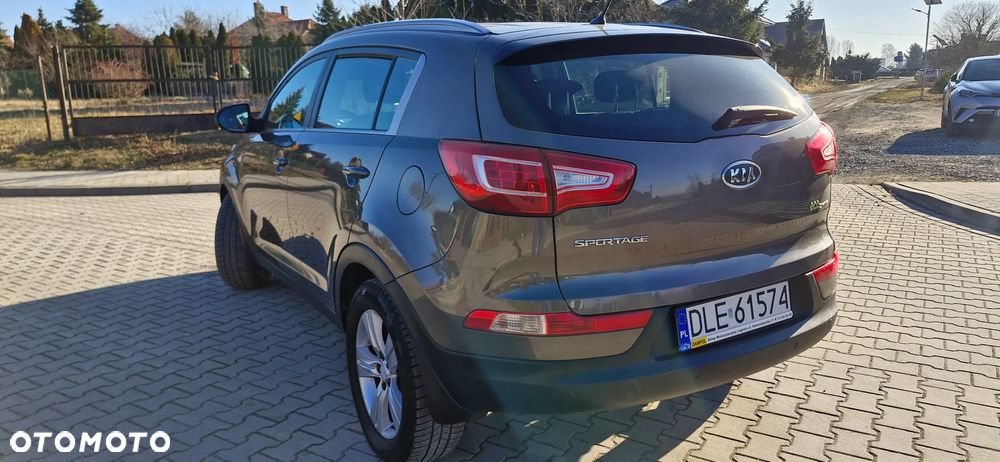 Kia Sportage 1.7 CRDI 2WD ISG Attract - 6