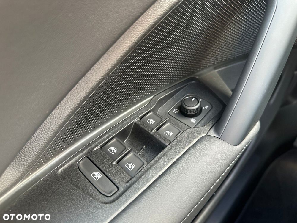 Volkswagen Tiguan - 23
