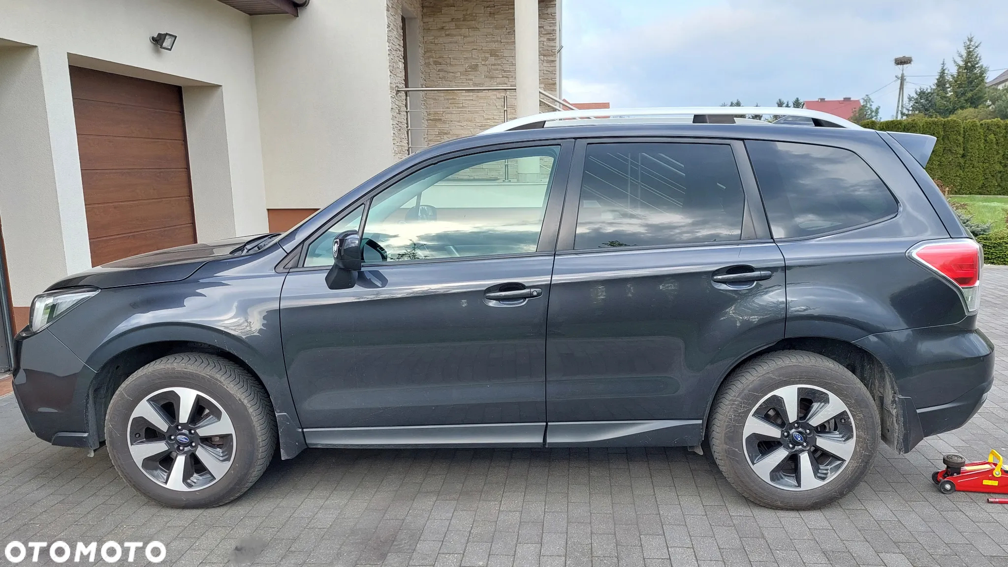 Subaru Forester 2.0i Comfort Lineartronic - 19