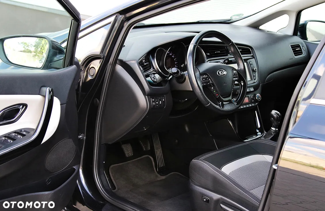 Kia Ceed 1.4 L Business Line - 15
