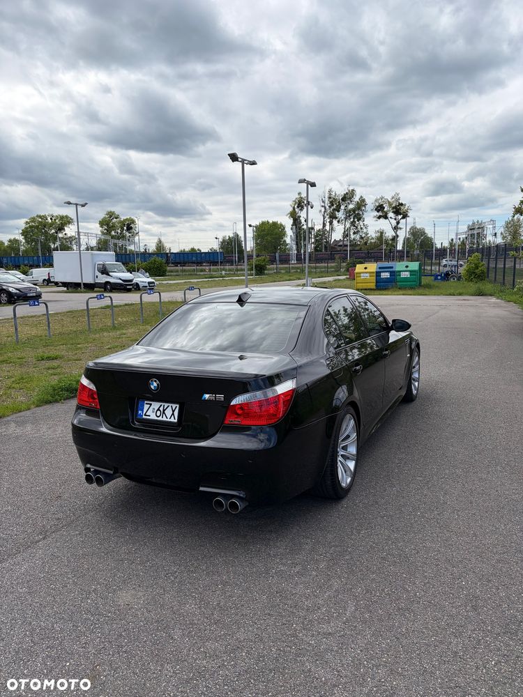 BMW M5 Standard - 6