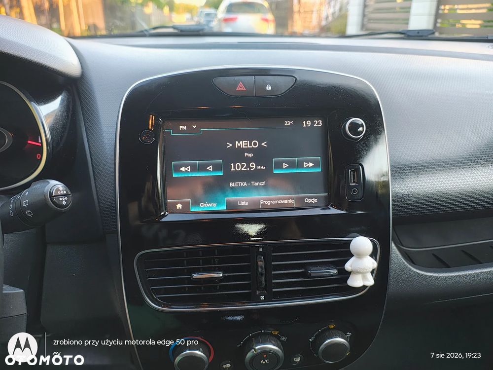Renault Clio - 20