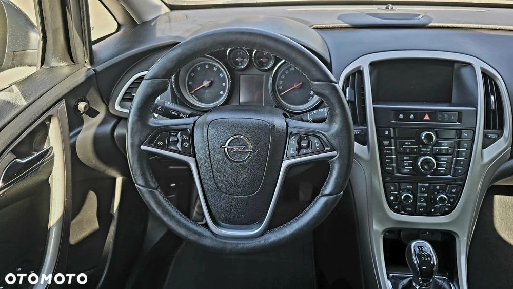 Opel Astra 1.4 Turbo ecoFLEX Start/Stop Innovation - 11