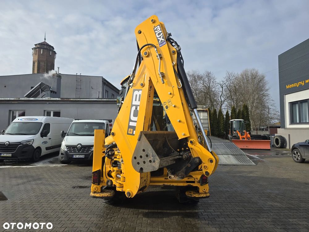 JCB 3 CX - 6
