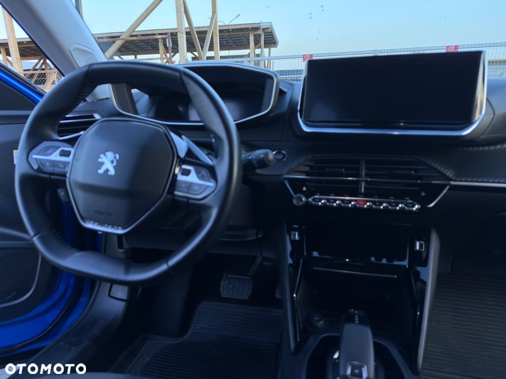 Peugeot 2008 1.5 BlueHDi GT Line S&S EAT8 - 34