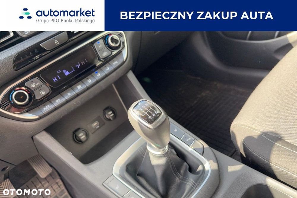 Hyundai i30 1.5 DPI Smart - 10