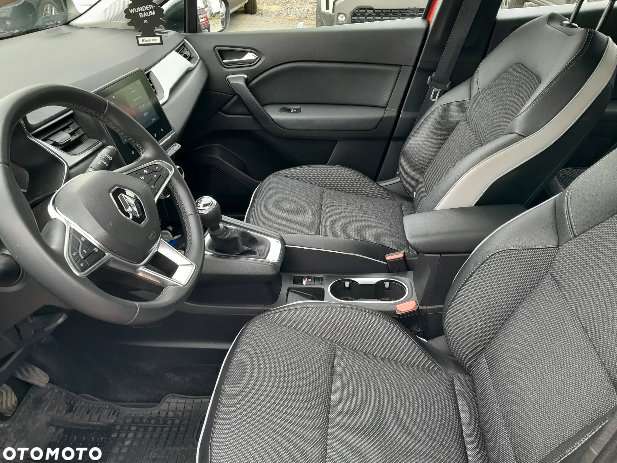 Renault Captur 1.0 TCe Intens - 10