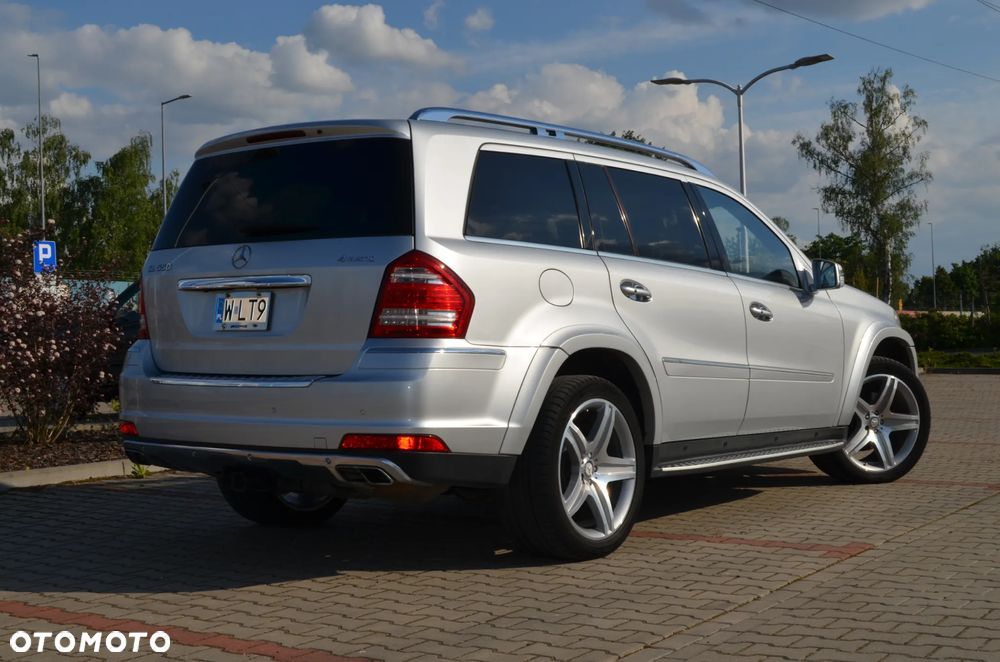 Mercedes-Benz GL 500 4Matic 7G-TRONIC - 3