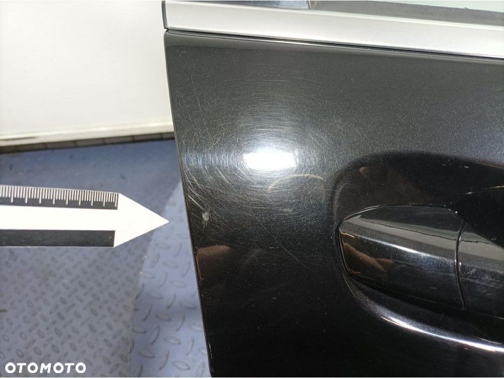 MERCEDES C W204 LIFT DRZWI PRZÓD PRZEDNIE PRAWE 197 - 6