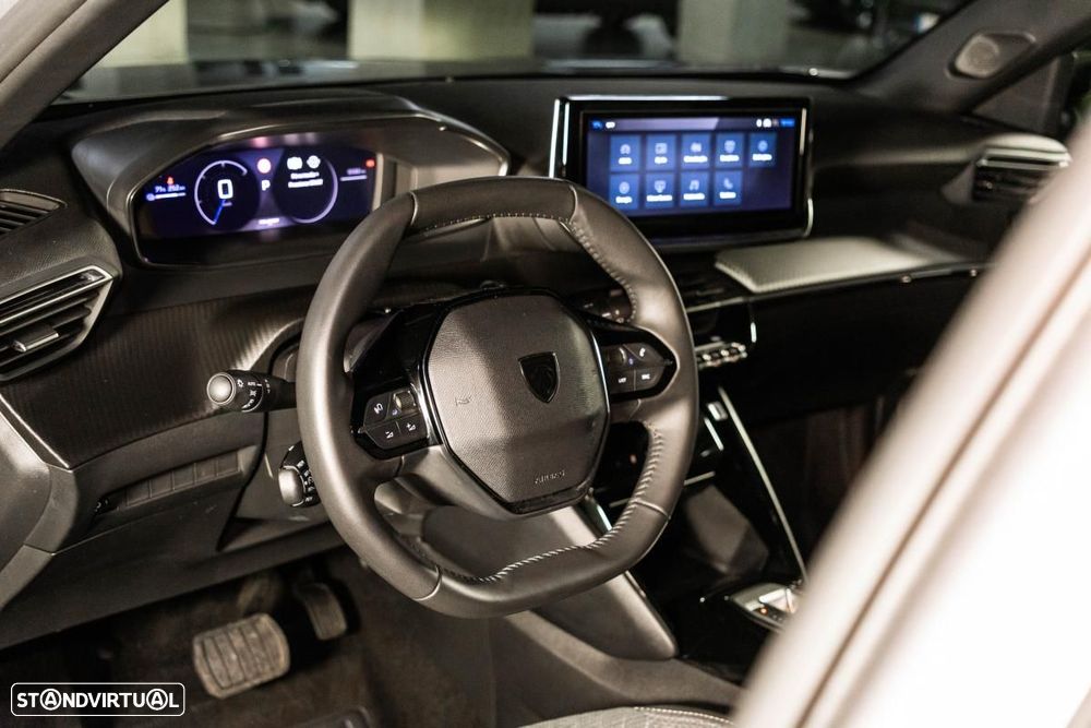 Peugeot e-2008 54 kWh Allure - 24