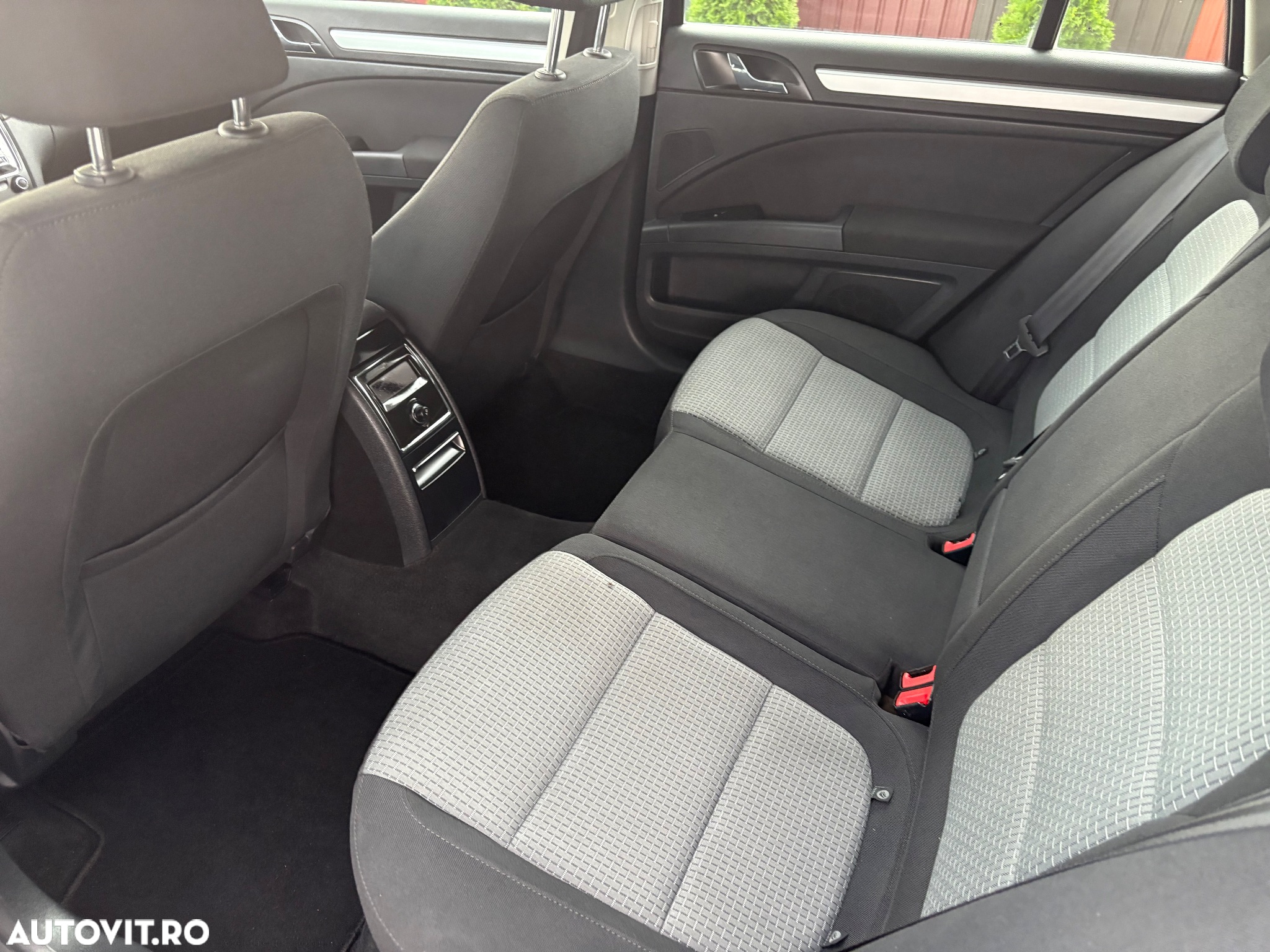 Skoda Superb 2.0 TDI Elegance - 12