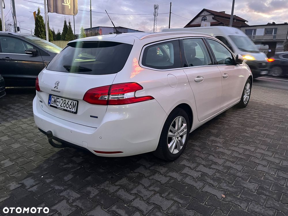 Peugeot 308 e-HDi FAP 115 Stop&Start Allure - 4