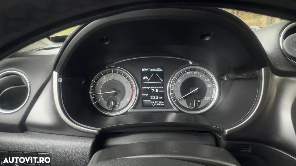 Suzuki Vitara 1.4 ALLGRIP Luxus - 12