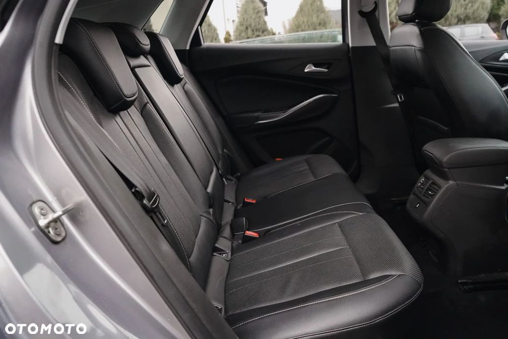 Opel Grandland X 1.6 D Start/Stop Business Edition - 28