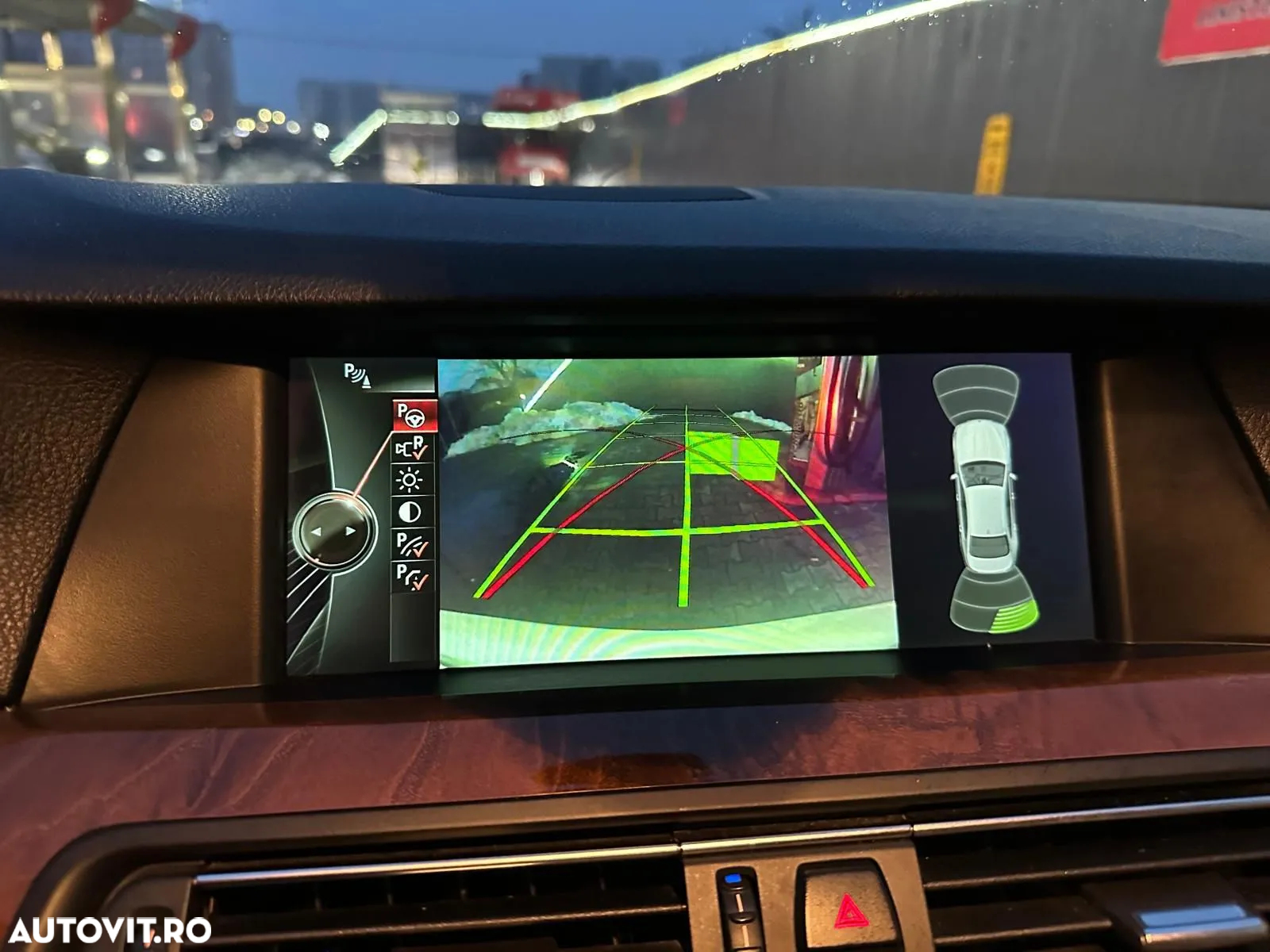 BMW Seria 5 525d Touring Aut. Luxury Line - 18