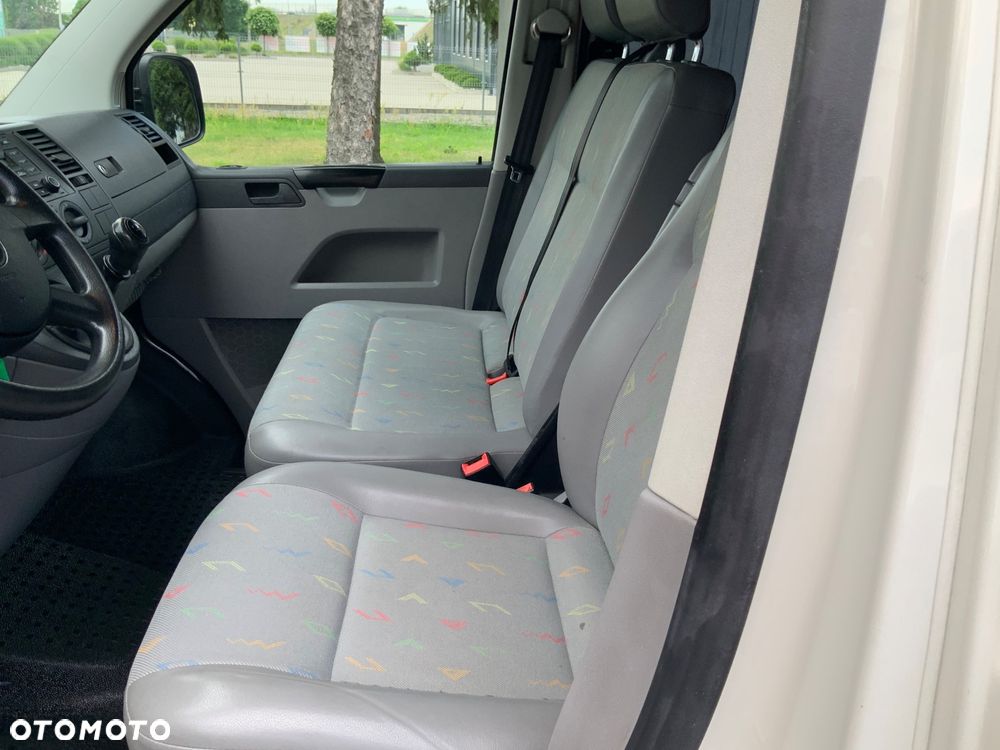 Volkswagen Transporter - 8