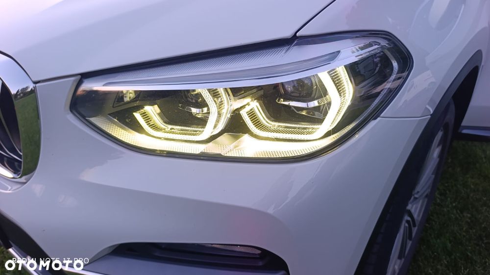 BMW X3 xDrive20d Luxury Line - 8