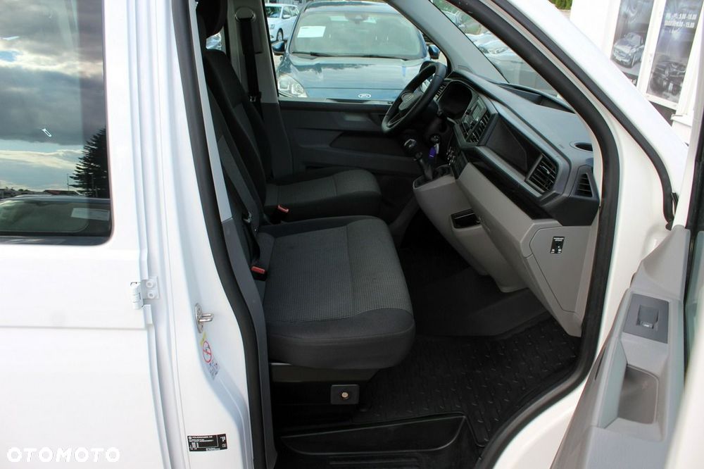 Volkswagen Transporter - 9